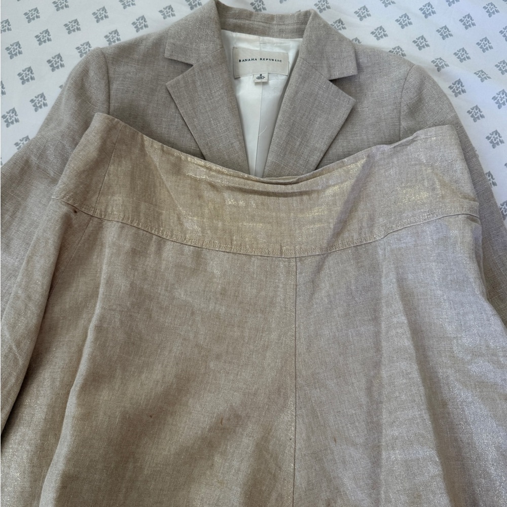 Banana Republic Light Silvery Gray Blazer and Skirt Suit set
